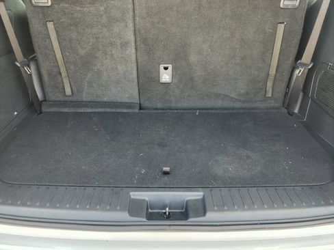 Certified 2025 Toyota Highlander Limited FWD image 32