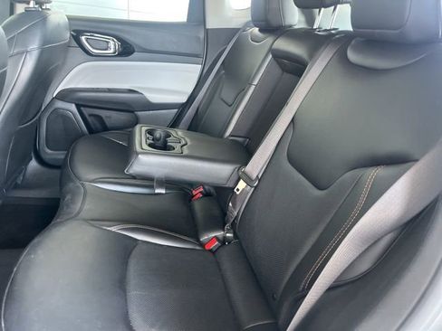 Used 2022 Jeep Compass Limited AWD/4WD image 6