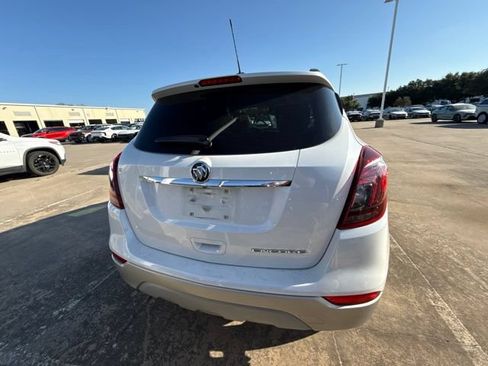 Used 2019 Buick Encore Essence FWD image 7