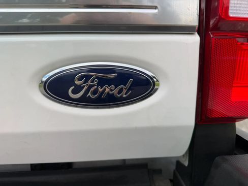 Used 2020 Ford F350 Platinum w/ Snow Plow Prep Package AWD/4WD image 41
