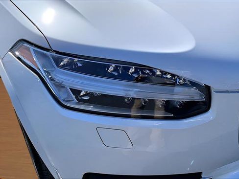 Used 2022 Volvo XC90 T6 Inscription w/ Advanced Package image 30