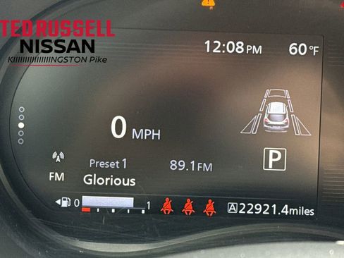 Used 2021 Nissan Kicks SV image 1