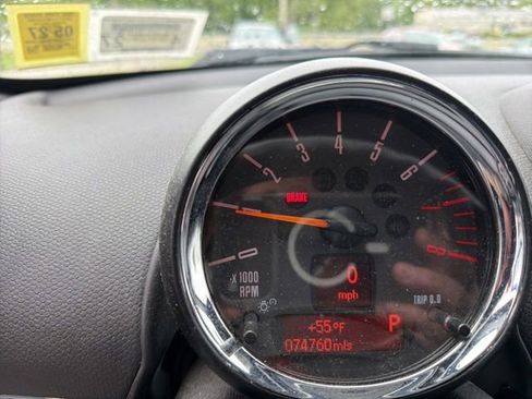 Used 2016 MINI Cooper Countryman FWD image 1