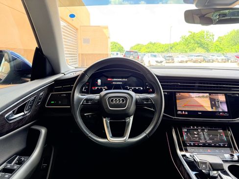 Used 2021 Audi Q8 Premium Plus w/ Premium Plus Package AWD/4WD image 15