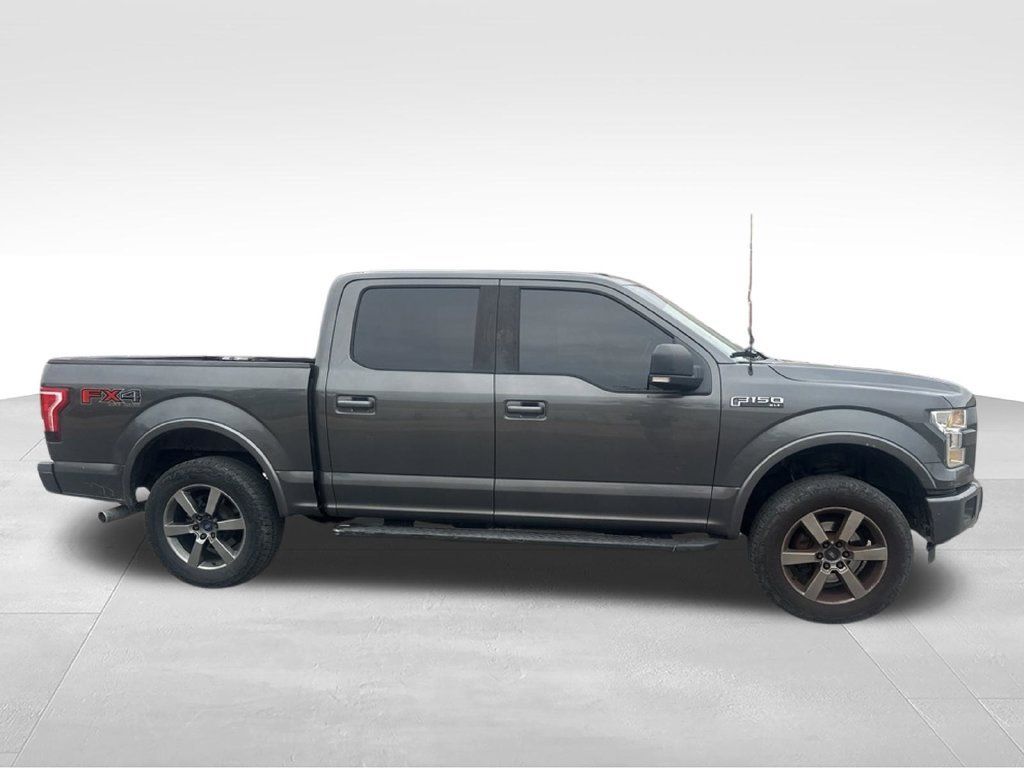 Used 2015 Ford F150 XLT w/ Equipment Group 302A Luxury AWD/4WD image 6