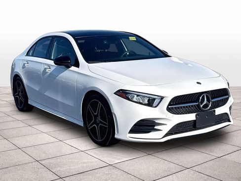 Used 2019 Mercedes-Benz A 220 image 3