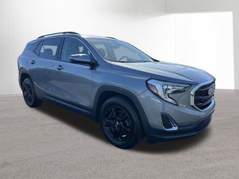 Used 2020 GMC Terrain SLE w/ Driver Convenience Package FWD image 13