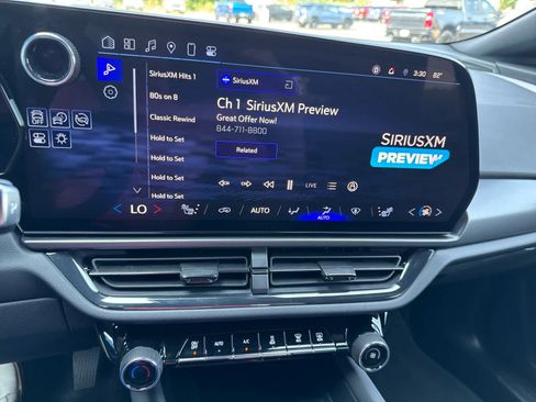 Certified 2024 Chevrolet Equinox EV RS image 27