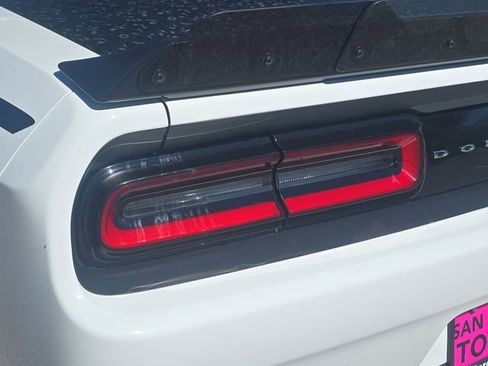 Used 2022 Dodge Challenger SRT Hellcat Redeye image 32