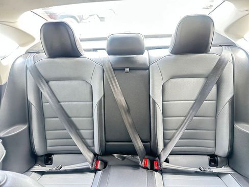 Used 2025 Volkswagen Jetta SE image 43