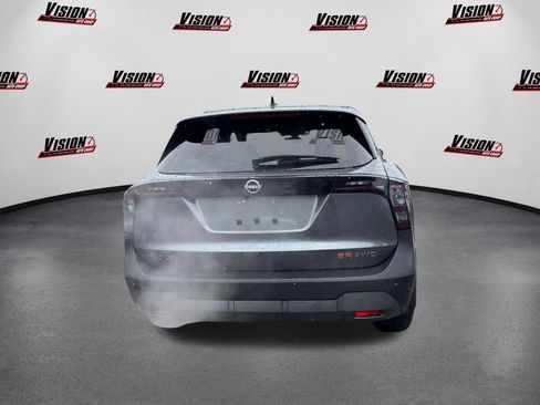 New 2026 Nissan Kicks SR w/ Cold Weather Package AWD/4WD image 6