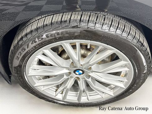 Used 2023 BMW 330i xDrive Sedan w/ Premium Package AWD/4WD image 31