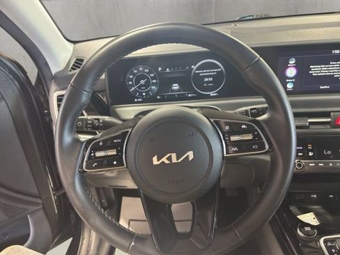 Used 2024 Kia Seltos S AWD/4WD image 25