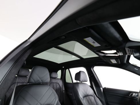 Used 2024 BMW X5 xDrive40i w/ M Sport Package image 39