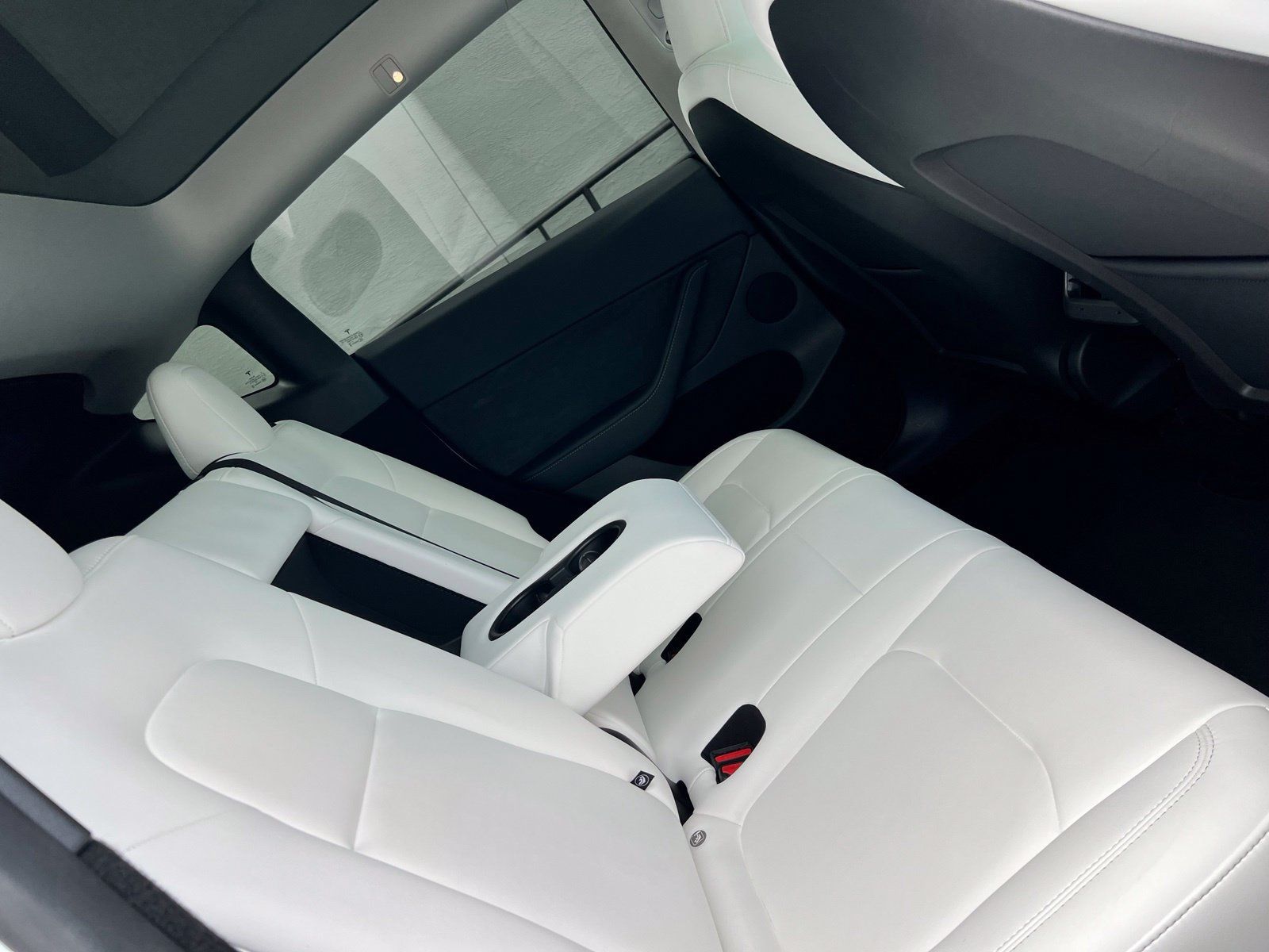 Used 2025 Tesla Model Y Long Range RWD image 57