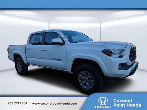 Used 2019 Toyota Tacoma SR5 image 1