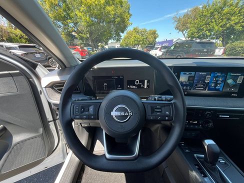 Used 2026 Nissan Kicks SV w/ Cold Weather Package AWD/4WD image 33