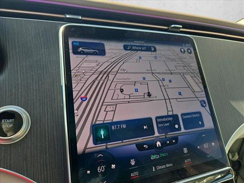 Used 2023 Mercedes-Benz EQS 450+ SUV image 12