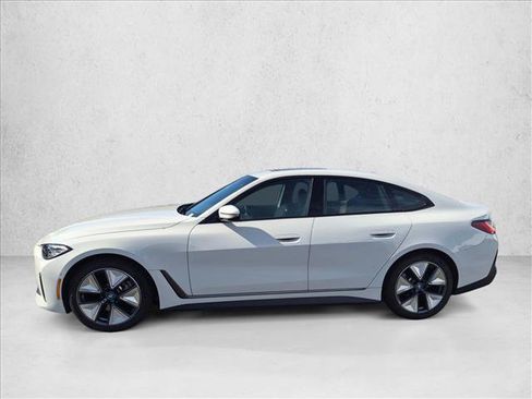 Used 2023 BMW i4 eDrive35 w/ Premium Package RWD image 8