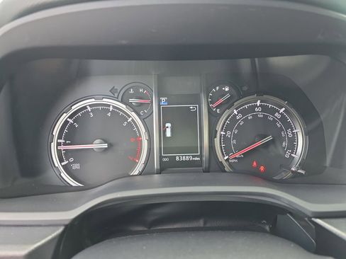 Used 2021 Toyota 4Runner TRD Off-Road Premium w/ Moonroof Package AWD/4WD image 16