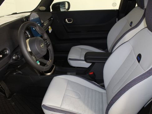 New 2026 MINI Cooper S image 5