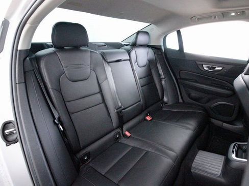 Certified 2023 Volvo S60 T8 Plus image 23