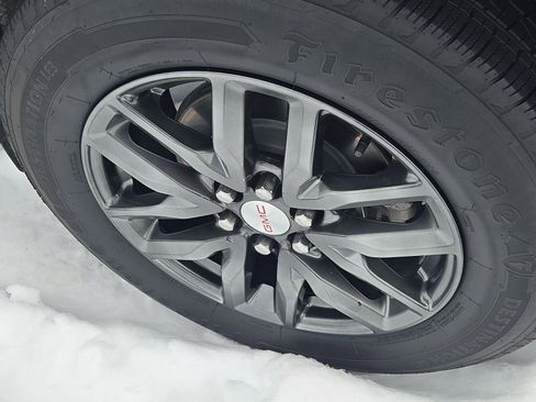 Used 2019 GMC Acadia SLT w/ LPO, Floor Liner Package image 5