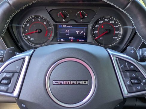 Used 2022 Chevrolet Camaro LT w/ Technology Package RWD image 27