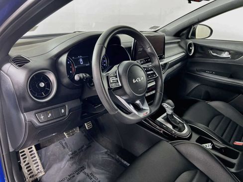 Used 2024 Kia Forte GT-Line w/ GT-Line Premium Package FWD image 9