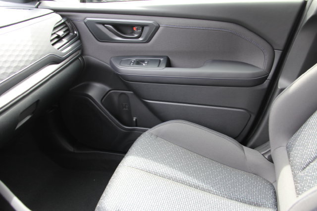 Used 2025 Subaru Forester Premium AWD/4WD image 30