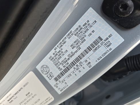 Used 2024 Ford F350 Platinum w/ FX4 Off-Road Package image 13