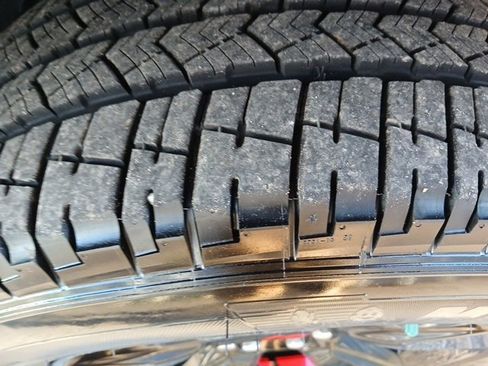 Used 2021 Chevrolet Colorado LT w/ Redline Special Edition image 58