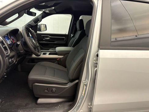 New 2026 RAM 1500 4x4 Crew Cab image 18