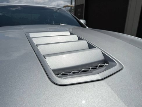 Used 2015 Chevrolet Camaro SS w/ Commemorative Special Edition RWD image 22