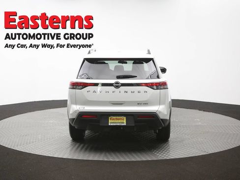 Used 2023 Nissan Pathfinder SV w/ SV Premium Package AWD/4WD image 40