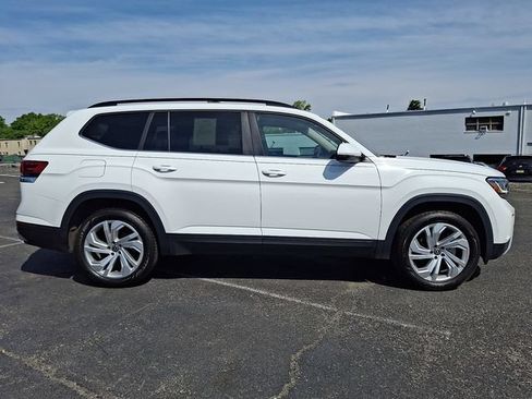 Used 2023 Volkswagen Atlas SE AWD/4WD image 7