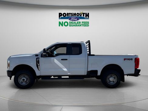 Used 2024 Ford F350 XL w/ XL Off-Road Package AWD/4WD image 2