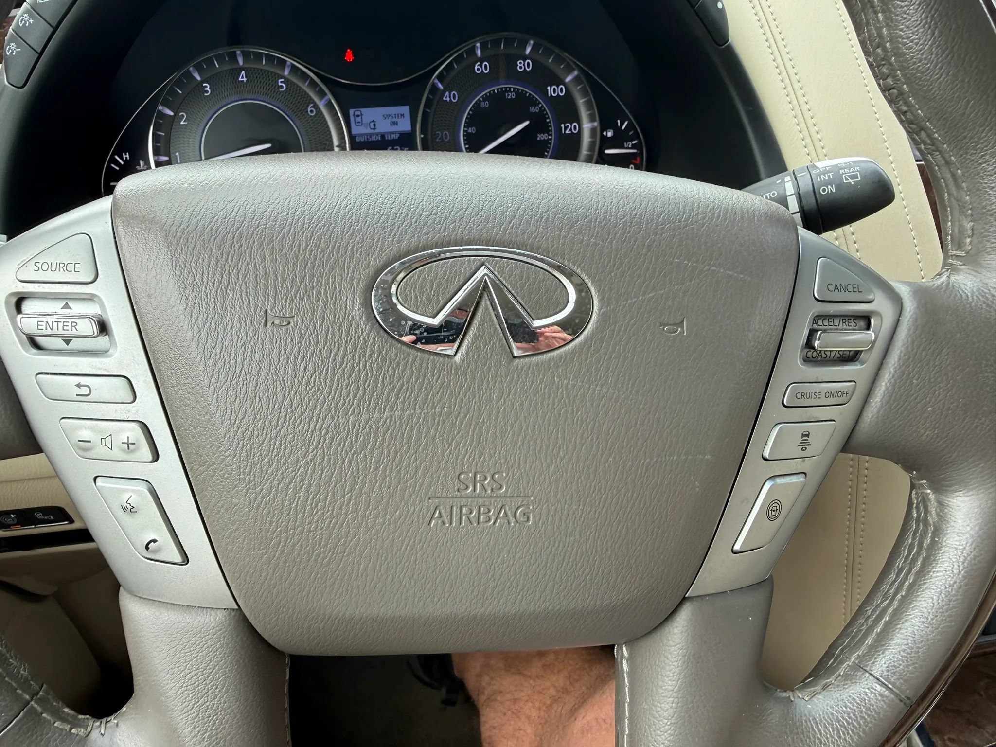Used 2017 INFINITI QX80 2WD w/ Driver Assistance Package image 19