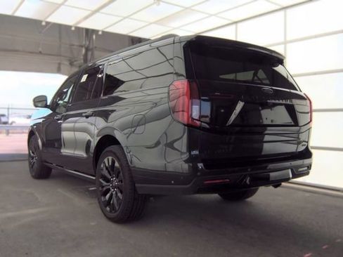 Used 2025 Ford Expedition Max Platinum w/ Stealth Appearance Package AWD/4WD image 6