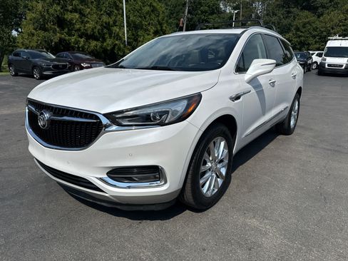 Used 2018 Buick Enclave Premium w/ Experience Buick Package FWD image 7