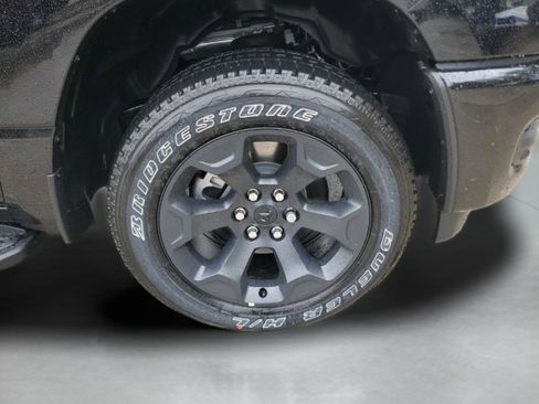 New 2026 RAM 1500 Express AWD/4WD image 5