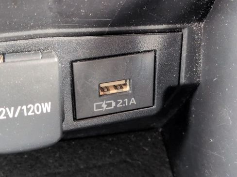 Used 2021 Toyota Corolla SE FWD image 20