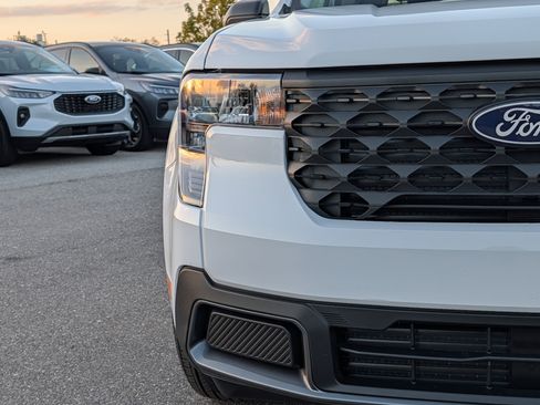 New 2026 Ford Maverick XLT image 10