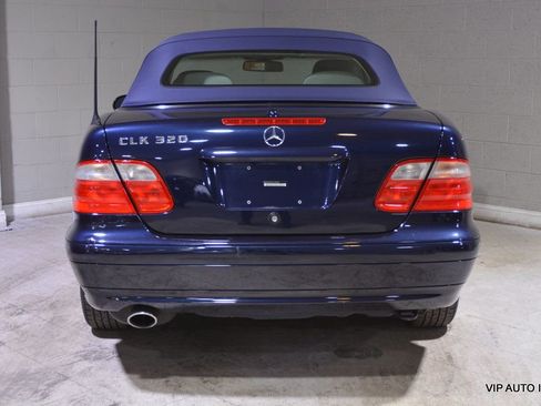 Used 2002 Mercedes-Benz CLK 320 Cabriolet image 6