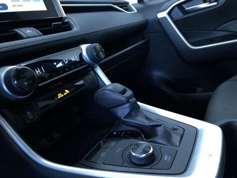 Certified 2025 Toyota RAV4 XLE image 29