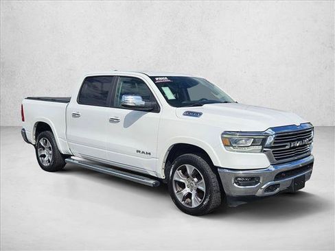 Used 2021 RAM 1500 Laramie AWD/4WD image 3