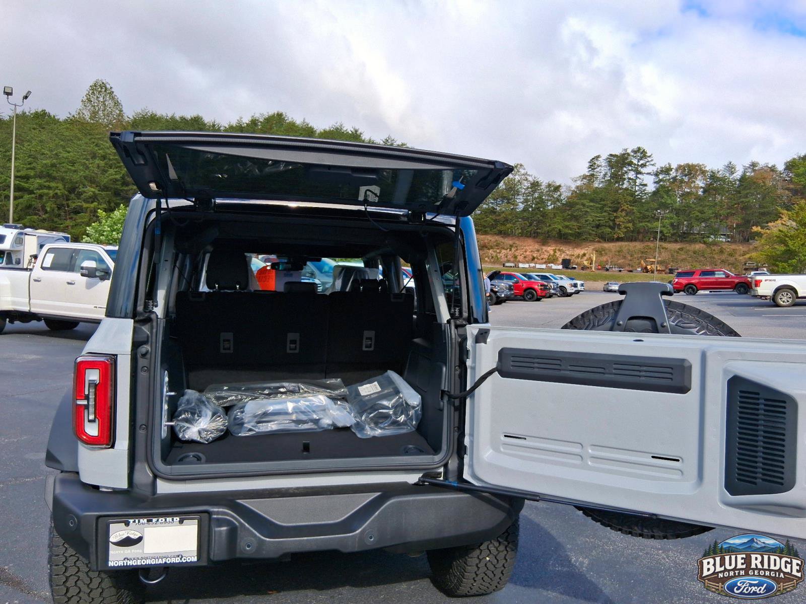 New 2026 Ford Bronco Outer Banks w/ Sasquatch Package AWD/4WD image 14