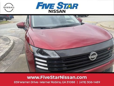 Used 2025 Nissan Kicks SR w/ SR Premium Package FWD image 20