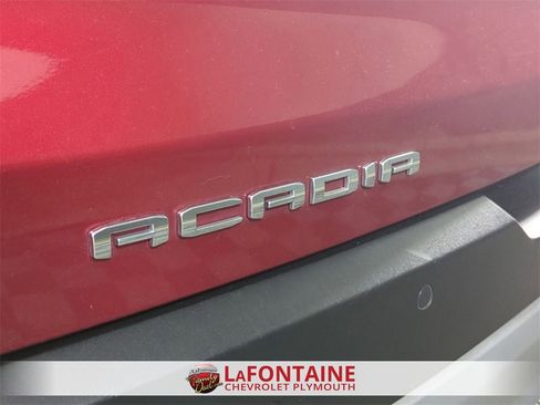 Certified 2023 GMC Acadia SLE w/ Driver Convenience Package image 31