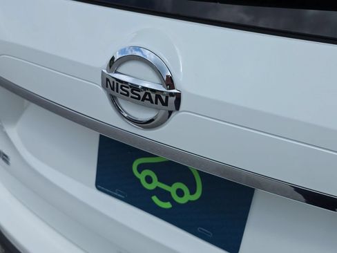 Used 2019 Nissan Rogue SV FWD image 30